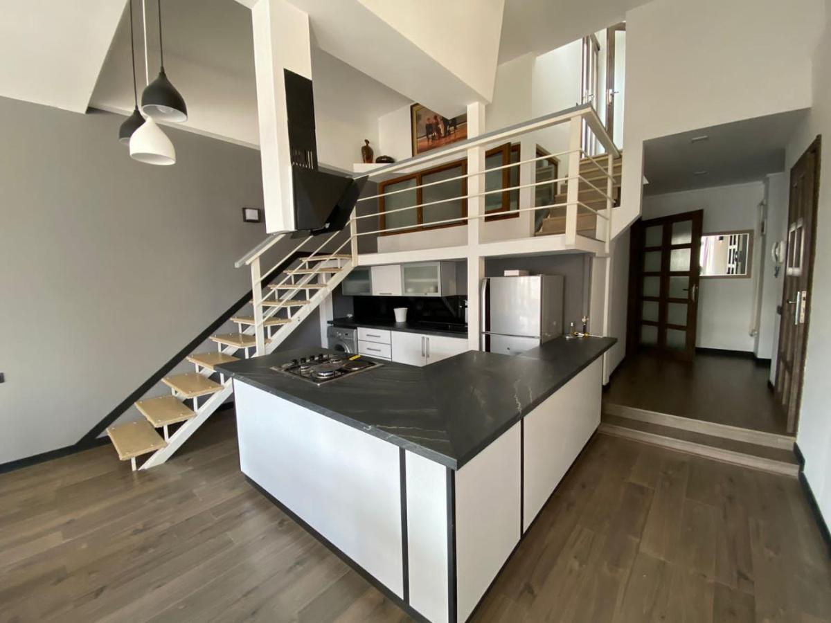 Luxe Apartment In Center Yerevan Luaran gambar