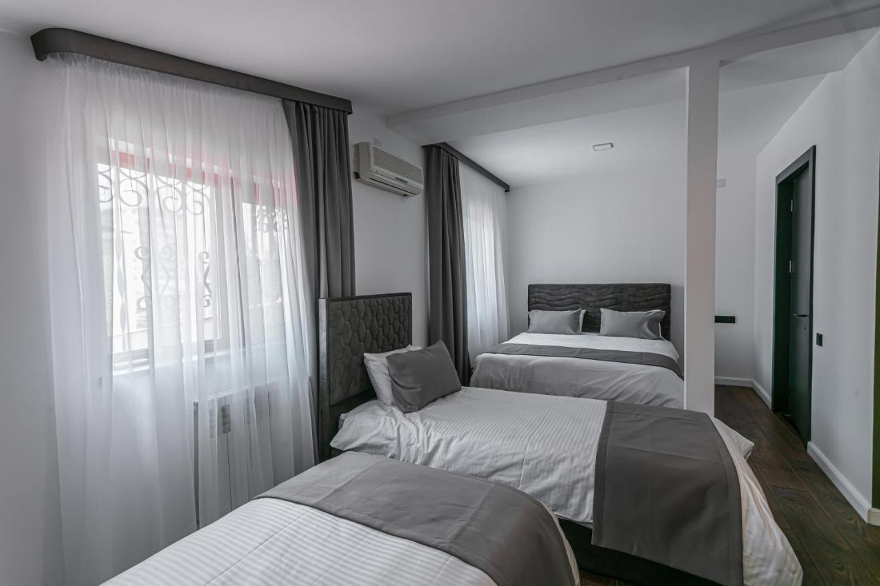 Luxe Apartment In Center Yerevan Luaran gambar