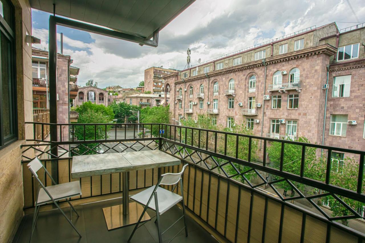 Luxe Apartment In Center Yerevan Luaran gambar