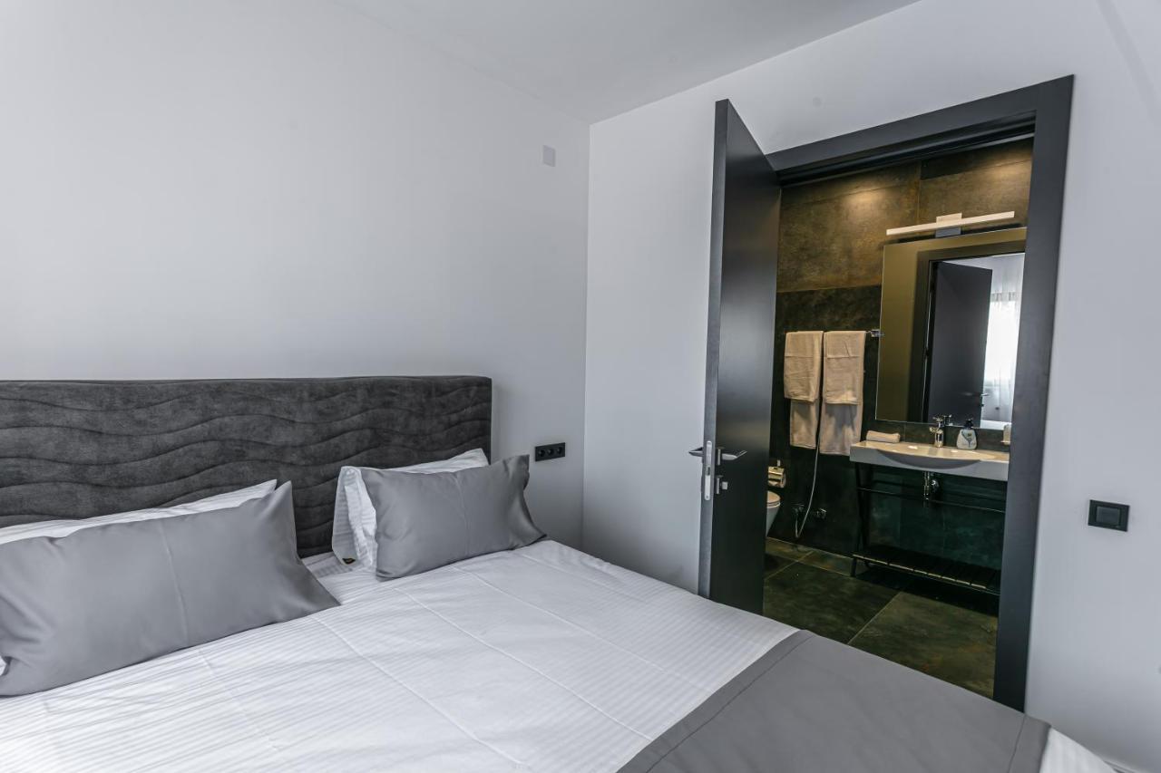 Luxe Apartment In Center Yerevan Luaran gambar