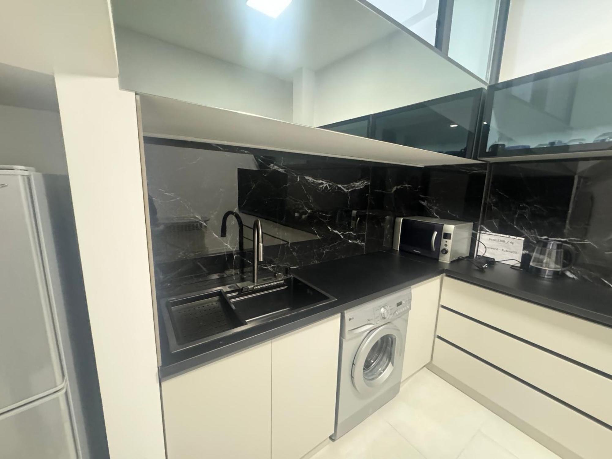 Luxe Apartment In Center Yerevan Luaran gambar